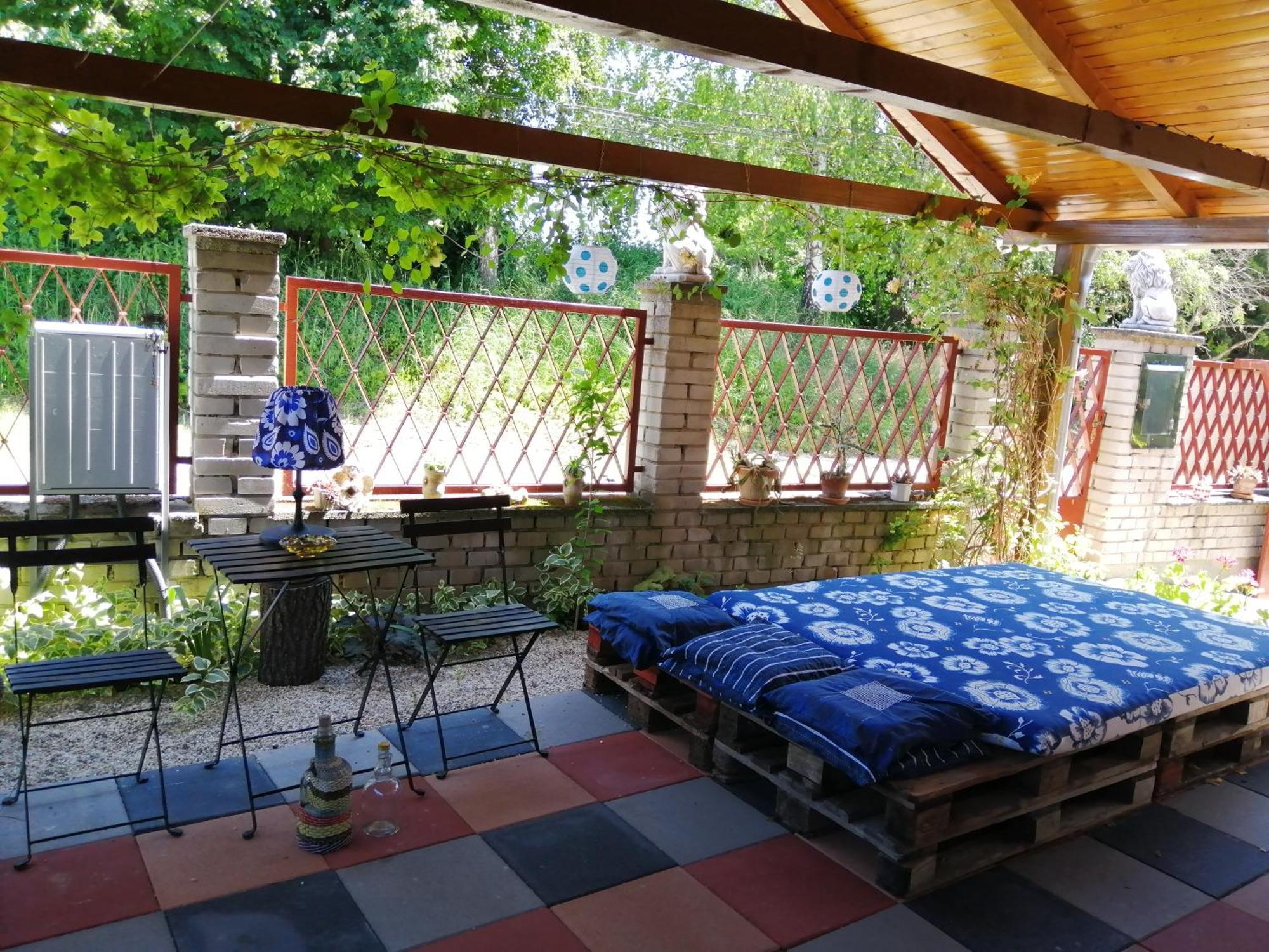 Podhájska Penzion Vilka Podhajcanka מראה חיצוני תמונה